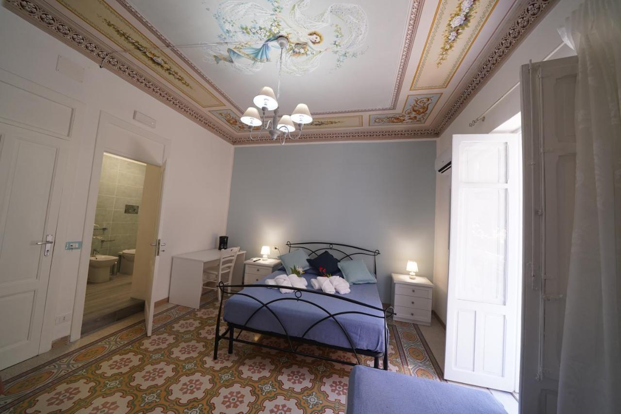 拉斯卡里Regina Stella住宿加早餐旅馆 外观 照片