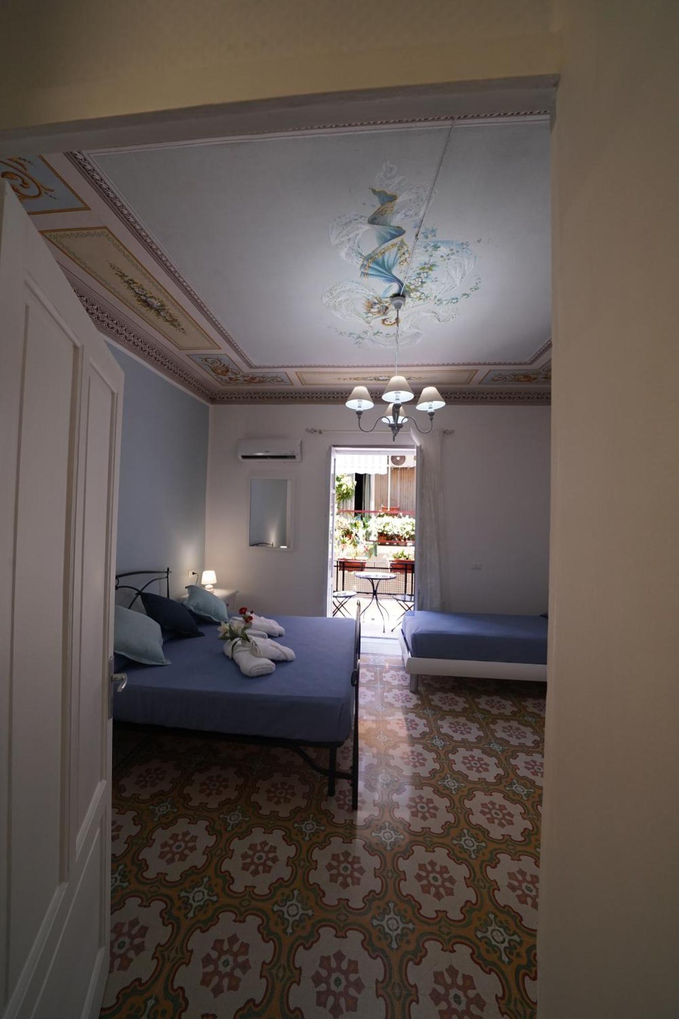 拉斯卡里Regina Stella住宿加早餐旅馆 外观 照片